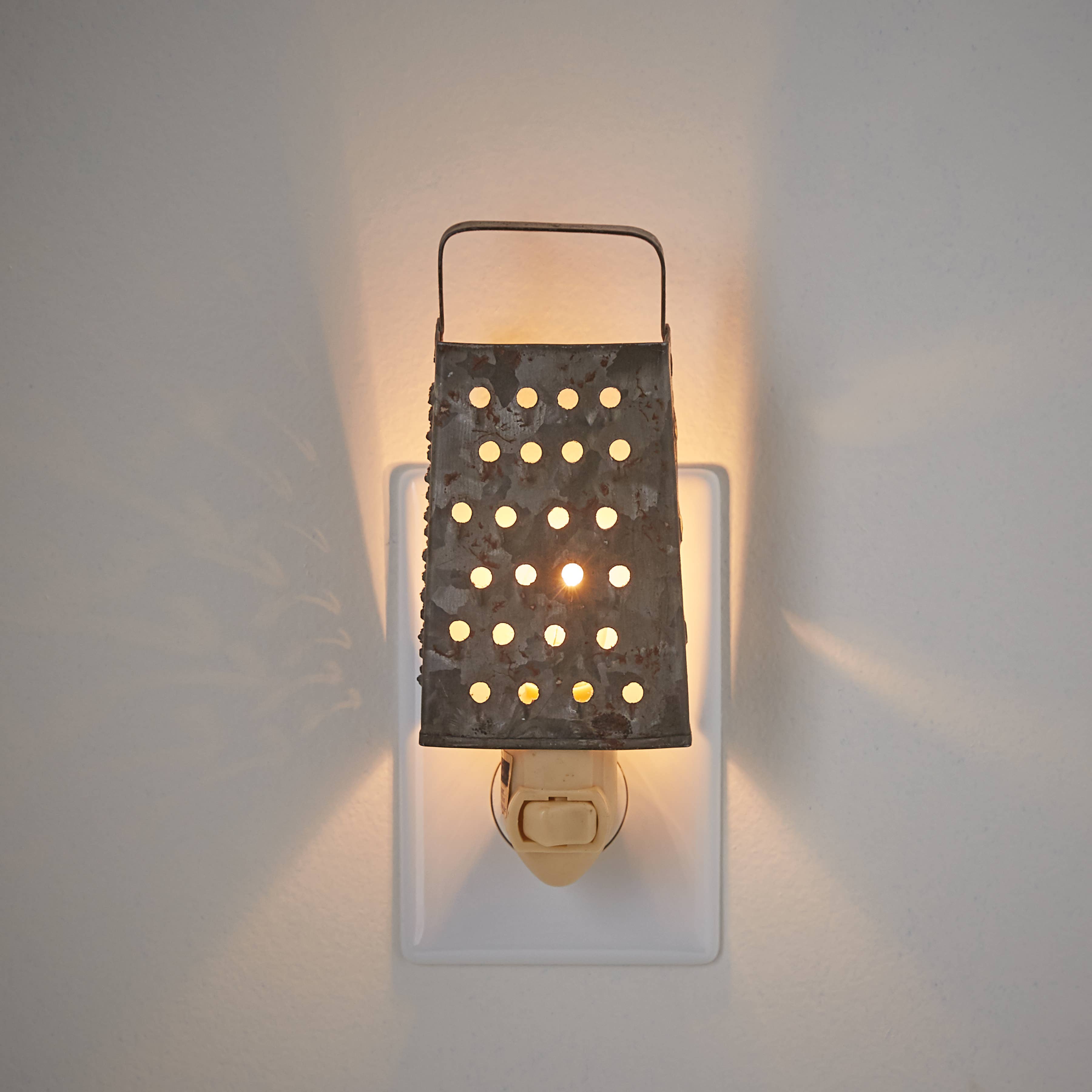 Park Designs - Vendita all'ingrosso Luci notturne - Grattugia Night Light