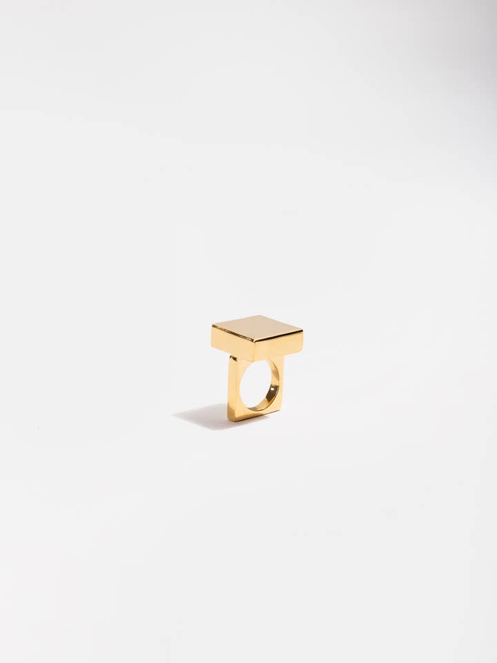 604825 - Gouden Adria oorbel voor wholesale door Daniel Espinosa Jewelry