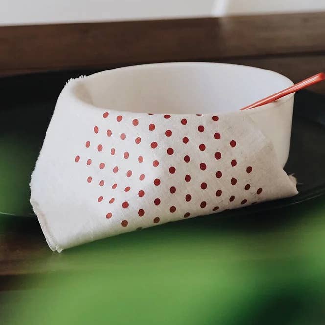 Serviette de table à pois pour la vente par JanaeJavan