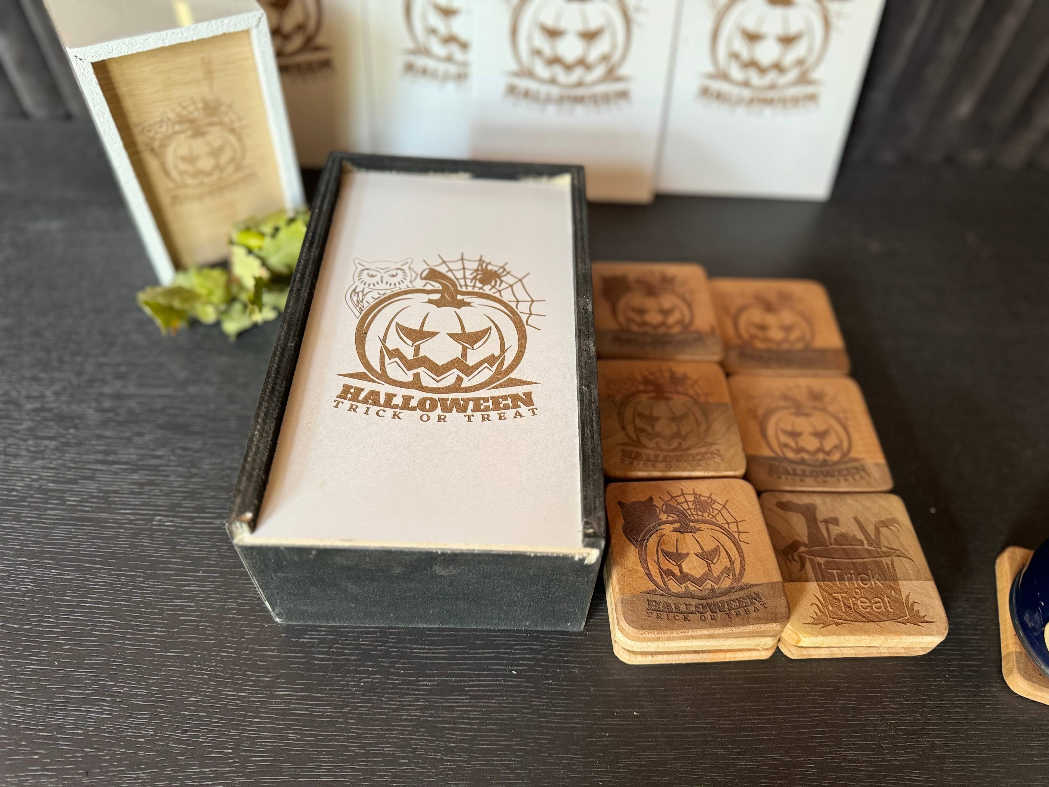 WoodCraftHaven - Vente Sous-verre - Sous-verres en bois pour Halloween 3,2 po L 0,3 po H 7