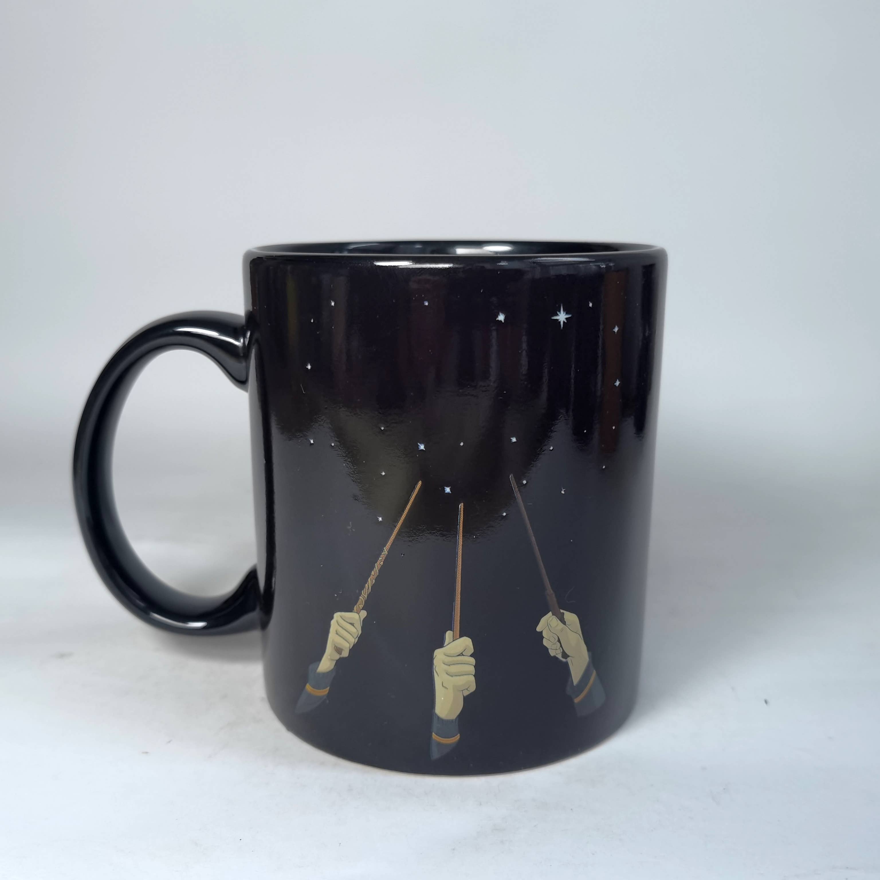 Silver Buffalo - Wholesale Coffee Mug - Harry Potter Wand Reveal Heat Reveal Boxed 20oz Ceramic Mug1