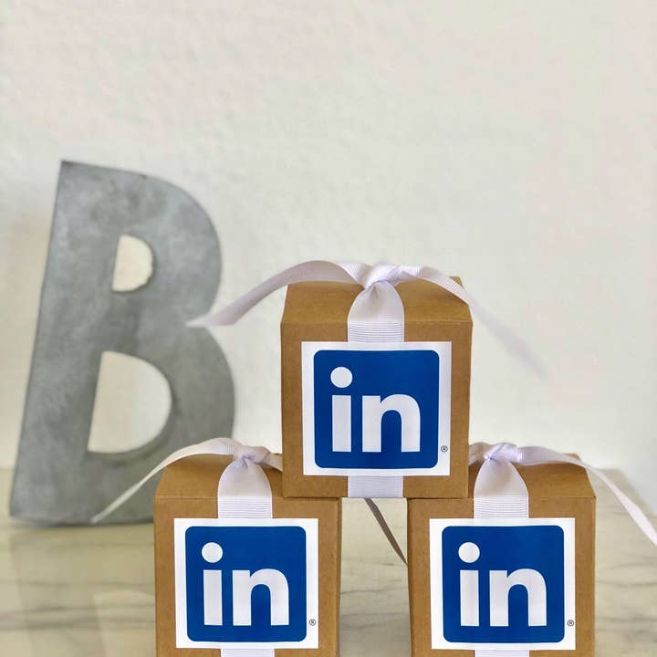 B. Toffee & Treats - Wholesale Gift Box - Custom Corporate Logo B. Toffee 4oz Gift Box