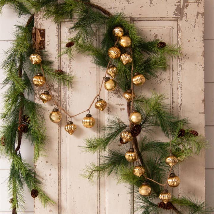 Garland - Guld kvicksilverglasprydnader (PC) för wholesale av Audrey's Home & Gift