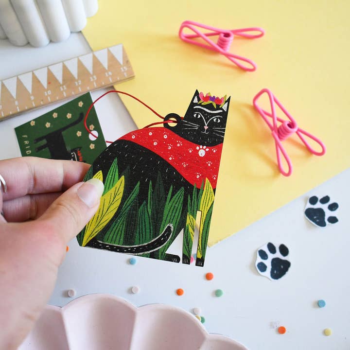 Niaski - Feline Fine Art (USA DUTIES PAID) - Wholesale Ornament - Frida Catlo Wooden Cat hanging Decoration2