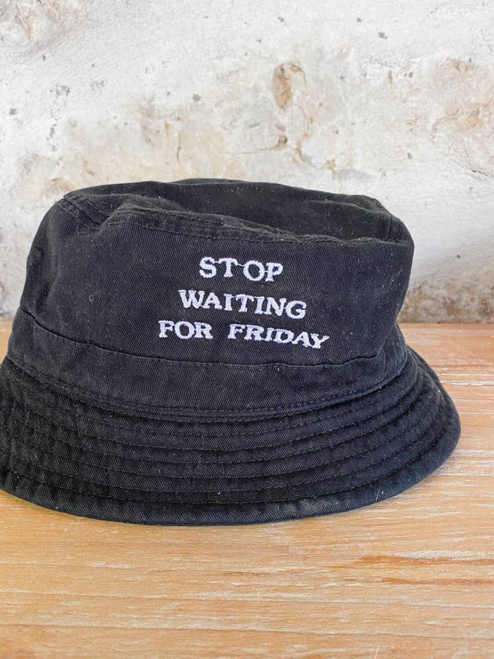 Hink Fredag för wholesale av MOONDAY