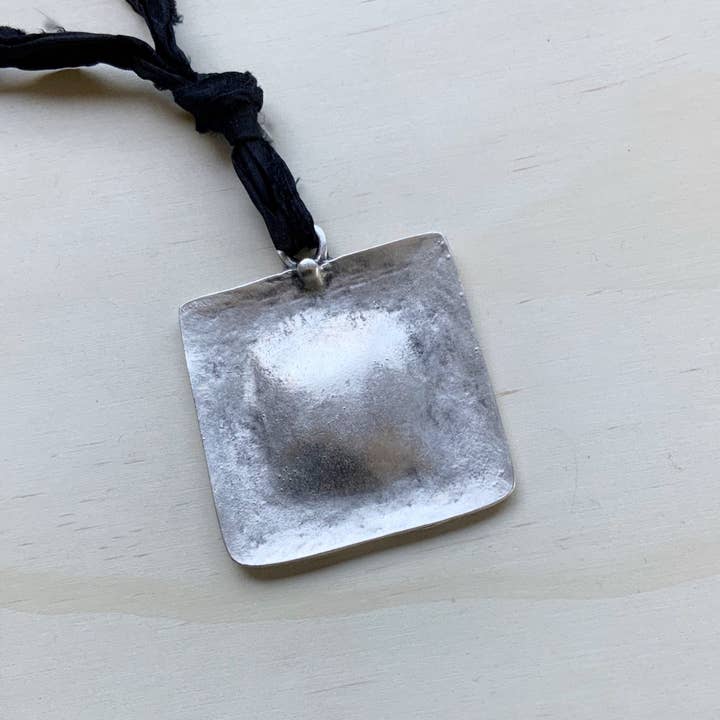 Collar bohemio cuadrado para venta al por mayor de The Sister Label