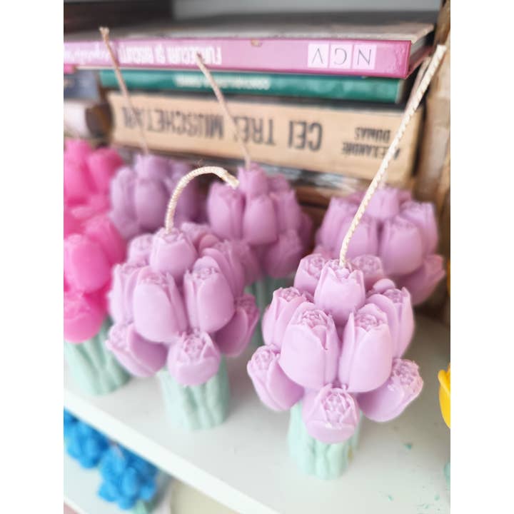 Llum del Sol - Wholesale Novelty Candle - Tulip Flower Candle | Soy Wax Scented Candle7