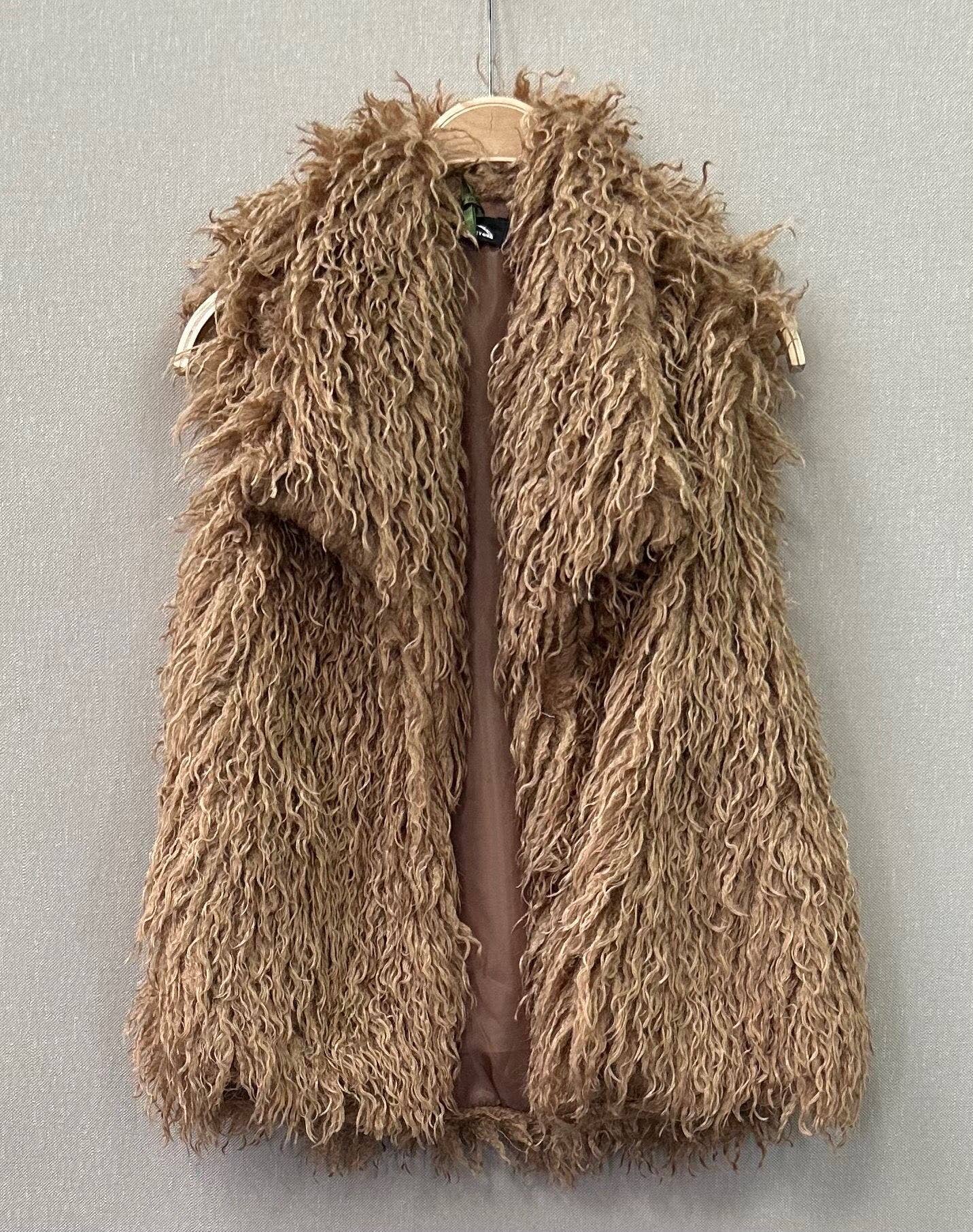 SWEET MAGIC MODA Y COMPLEMENTOS - Wholesale Outerwear Vest - Women's - FAUX FUR VEST2