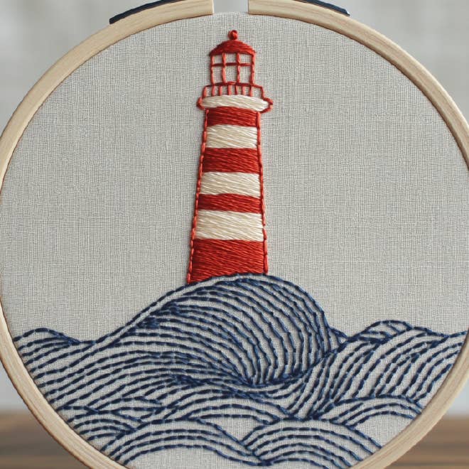 Phare pour la vente par Darby & Windsor