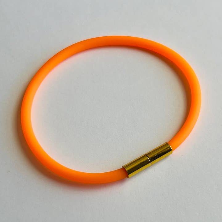 Robyn Fecho Magnético Pulseira de Silicone Soft-Touch - Laranja Neon por atacado de Unklaspe