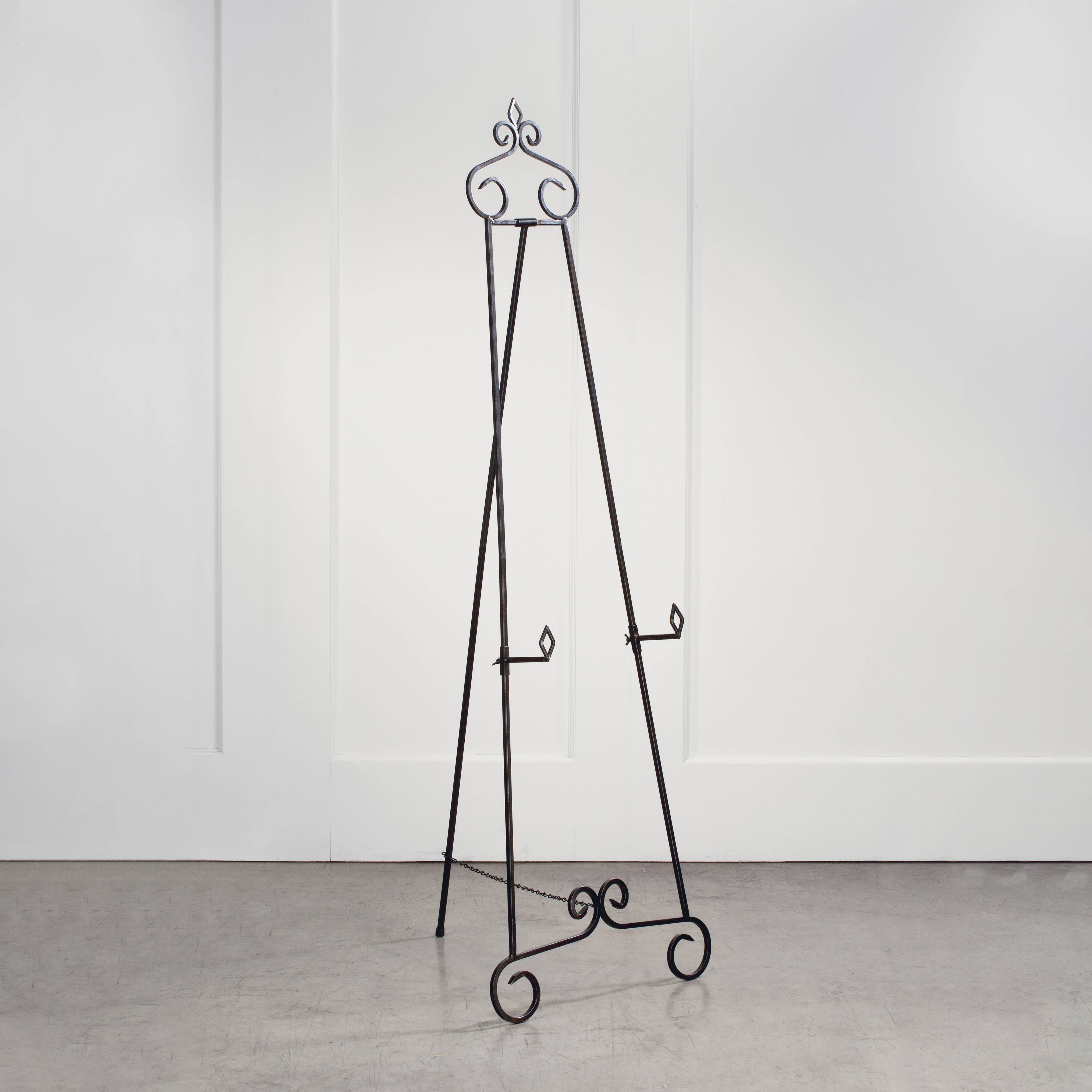 Tripar International - Wholesale Easel - Keller Easel6