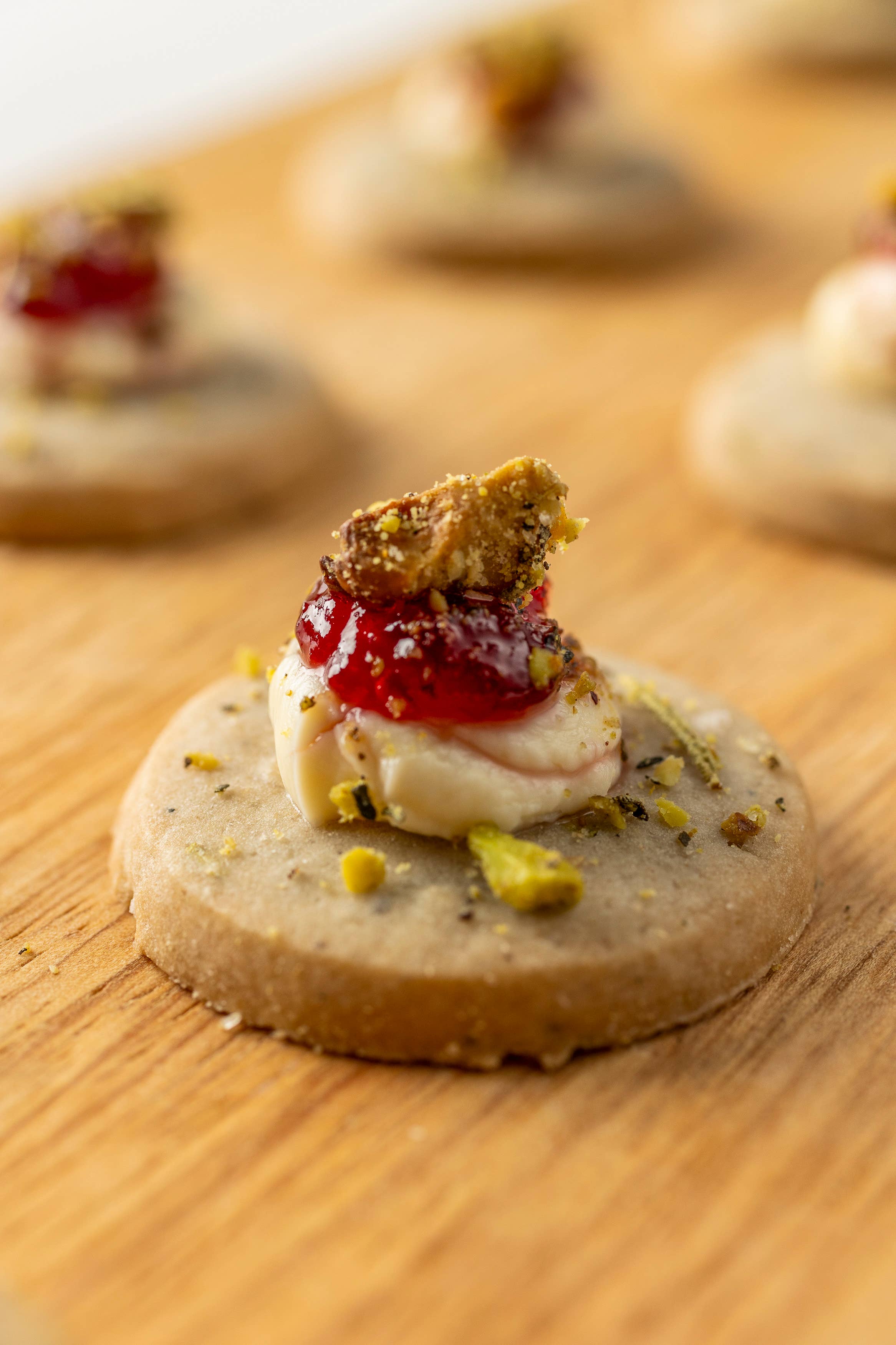 Crackerology - Wholesale DIY Food Kit - Red Wine & Rosemary Appetizer Kit5