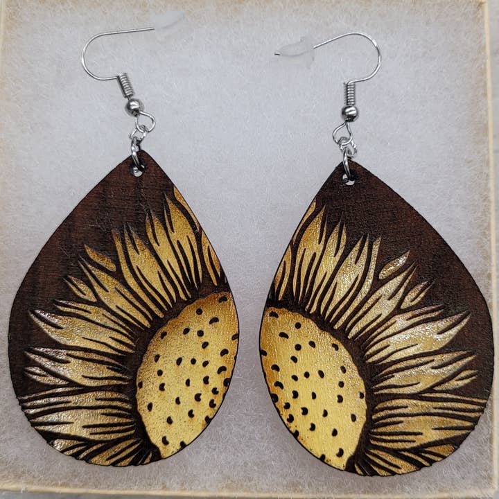 große Sonnenblumen-Ohrringe für den Großhandel von Circle F Boutique and Trading Post