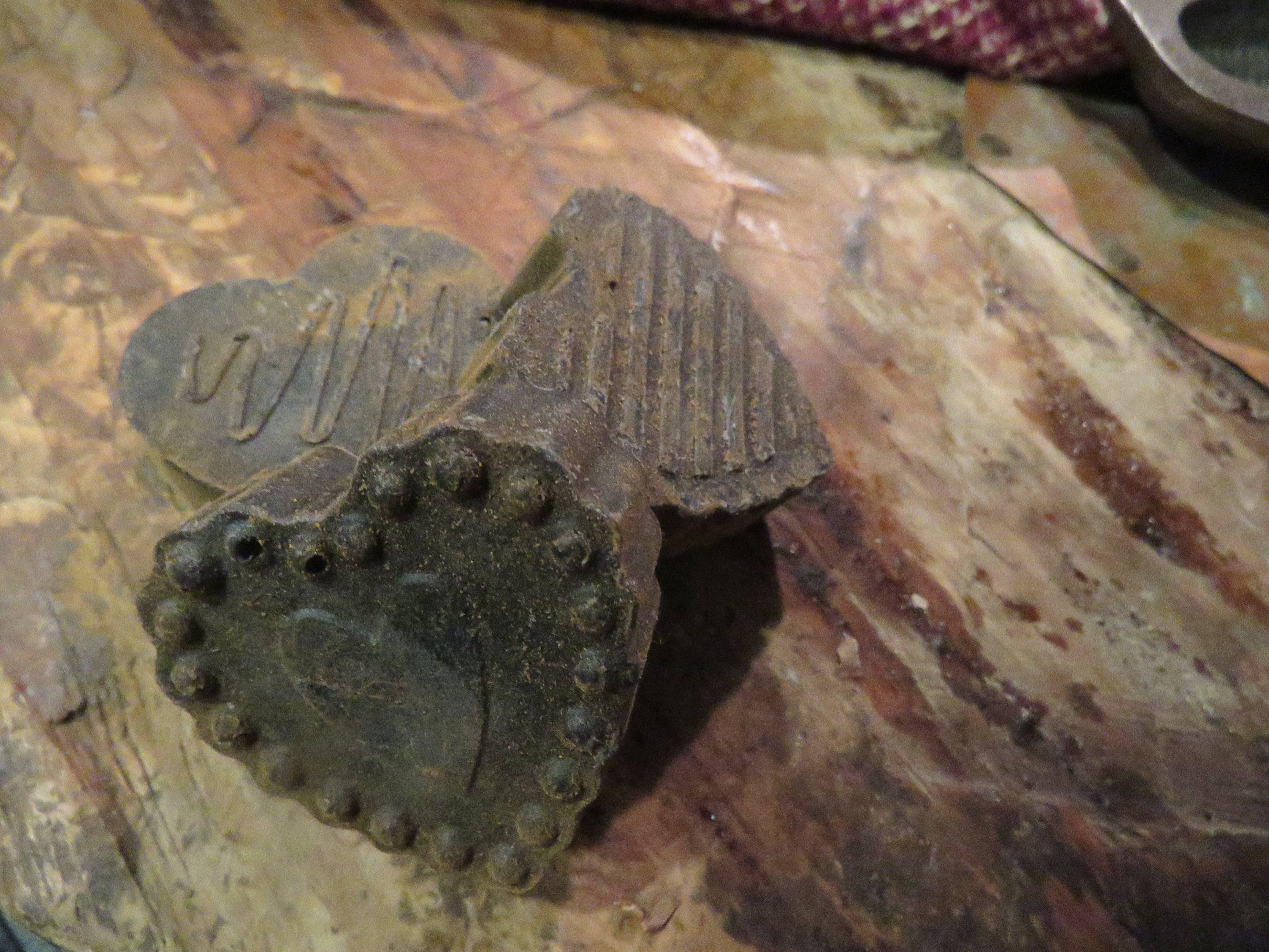 The Cranberry Cornstalk Co. - Wholesale Decorative Plate/Dish/Bowl - Blackened Bees Wax Primitive  Heart Bowl fillers1