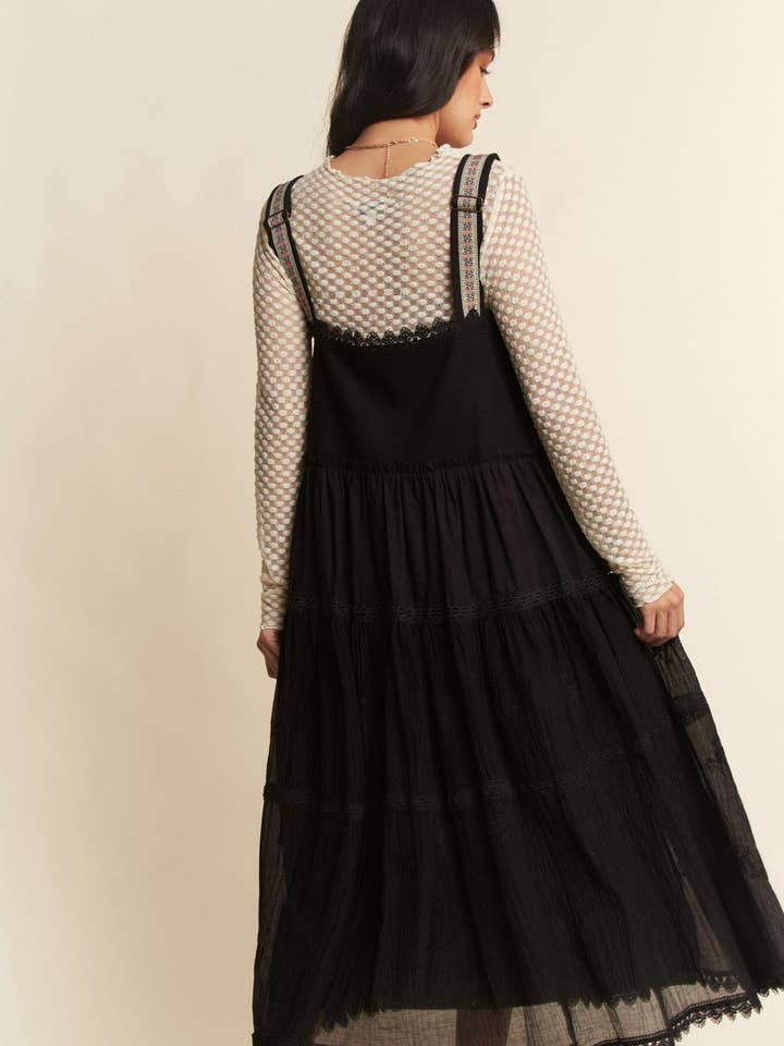 Davi & Dani - Wholesale Dress - Women's - FRONT POCKET EMBROIDERED LACE PINAFORE DRESS8