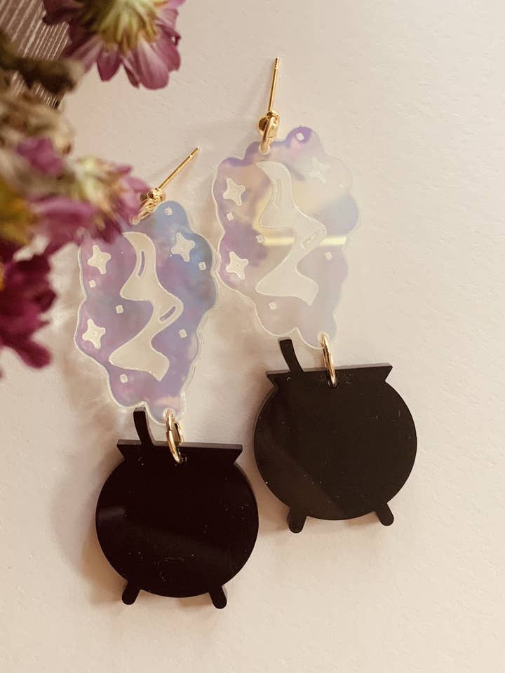 Spooky Witches Cauldron for wholesale by Studio Nena