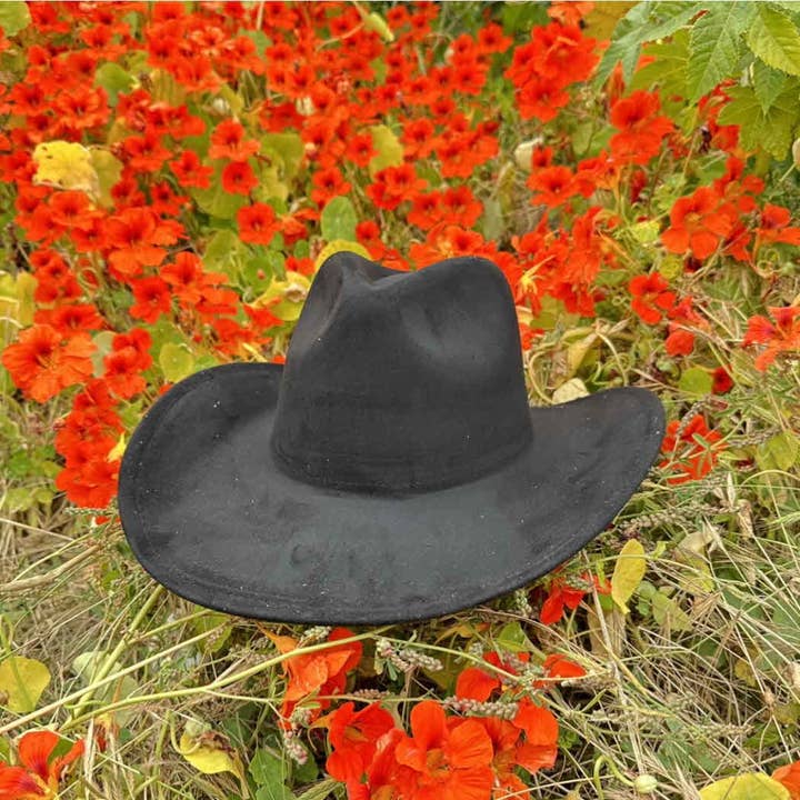 Queens INC β wholesale Cowboy Hat β Womenβs β Best seller !! Fashion Vegan suede Cowboy hat