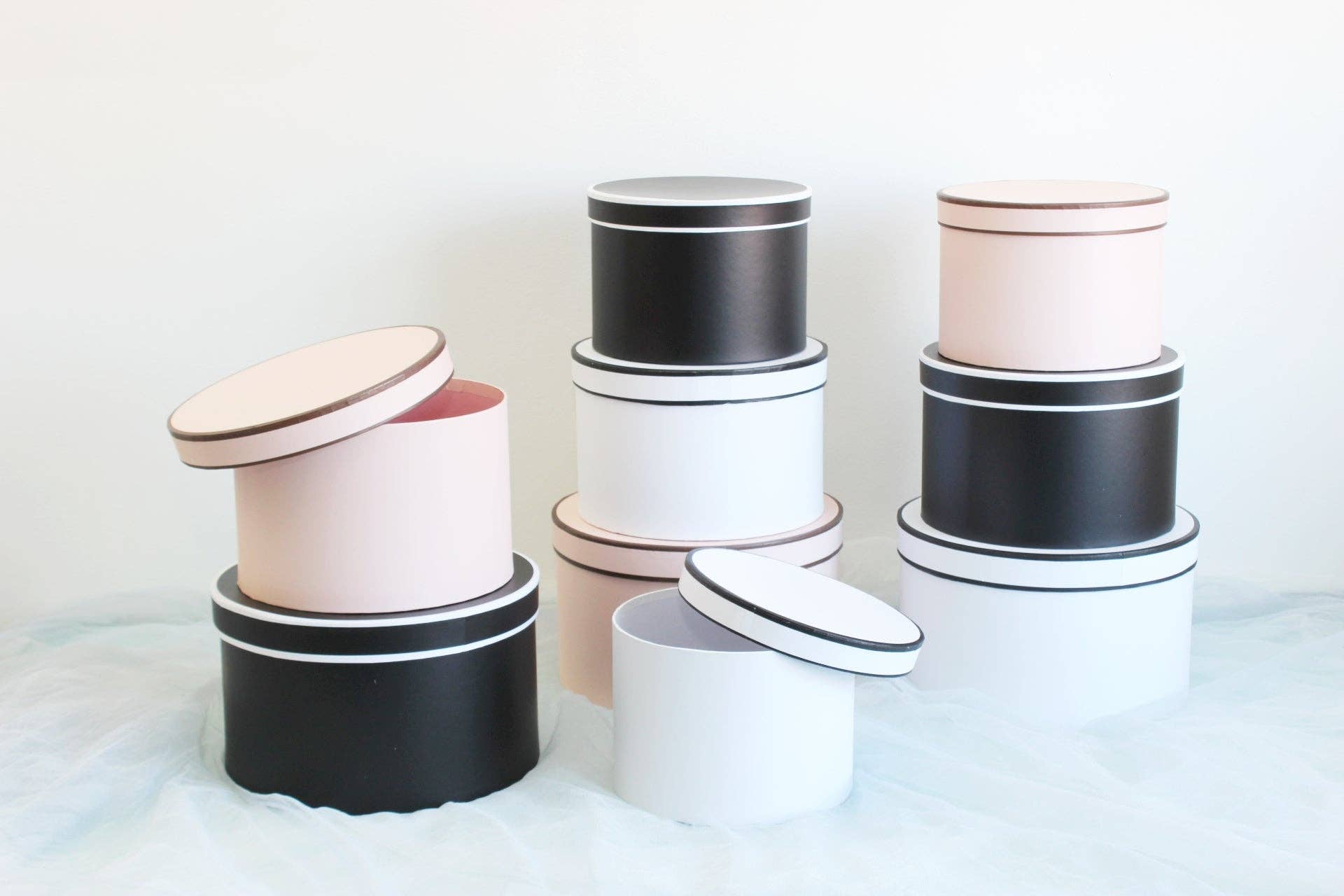 Elegant Design Supply - Wholesale Gift Box - French Inspired Round Flower Box11