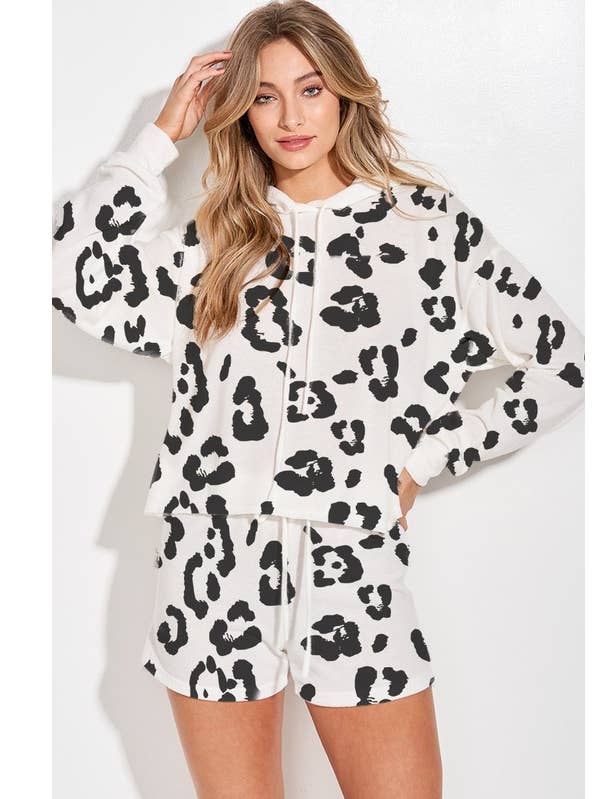 Ensemble de vêtements d'intérieur léopard noir pour la vente par MintChoco