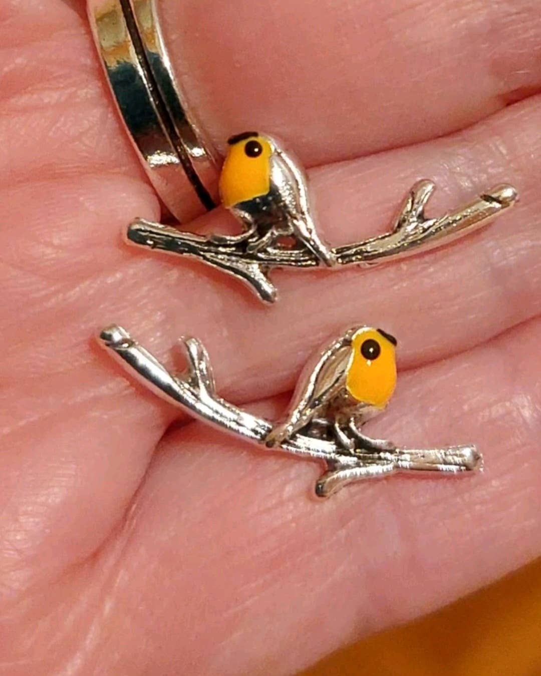 Wild & Free - Wholesale Stud/Post Earrings - Pendientes "pájaro en la rama", pendientes de pájaro6