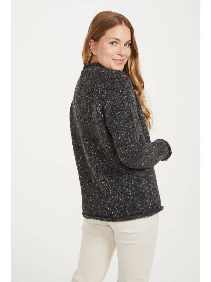 Aran Woollen Mills – Pulôver - Mulher por atacado – Suéter Feminino Brackloon Tweed com Gola Careca - Cinza4