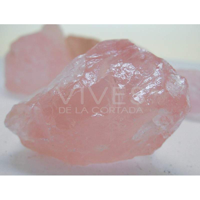 Vives de la Cortada S.L - Wholesale Spiritual Stone/Crystal - Medium Raw Rose Quartz1