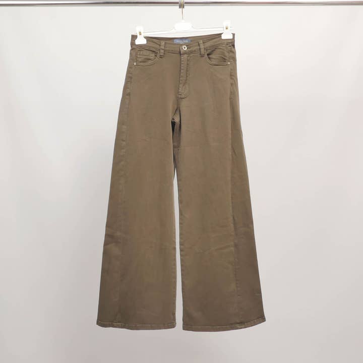 Pantalon large en coton stretch taille haute SD9240 pour la vente par Cecile Wang