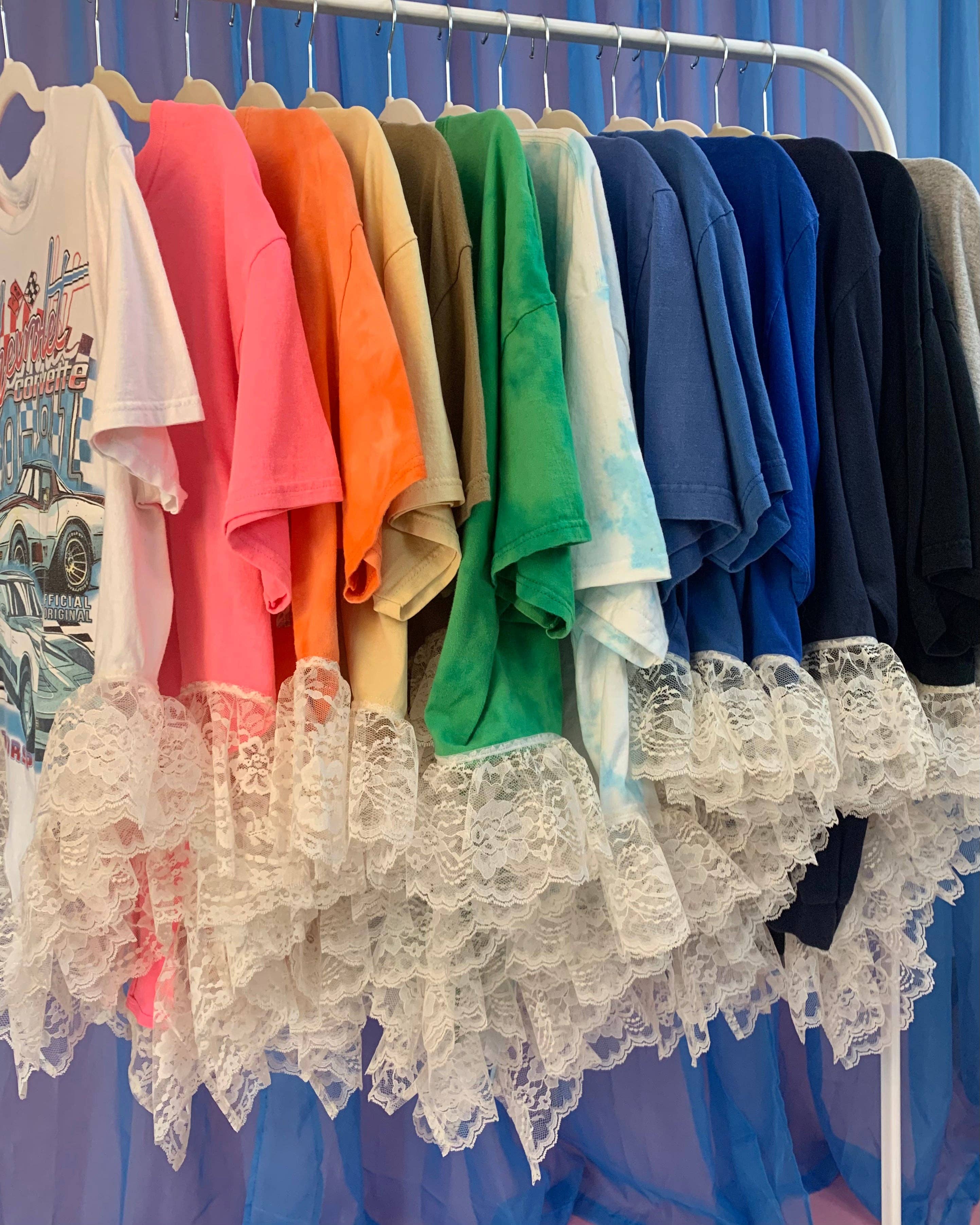 Shop Journal Vintage - Wholesale T-Shirt - Women's - Upcyled negligee lace tee6