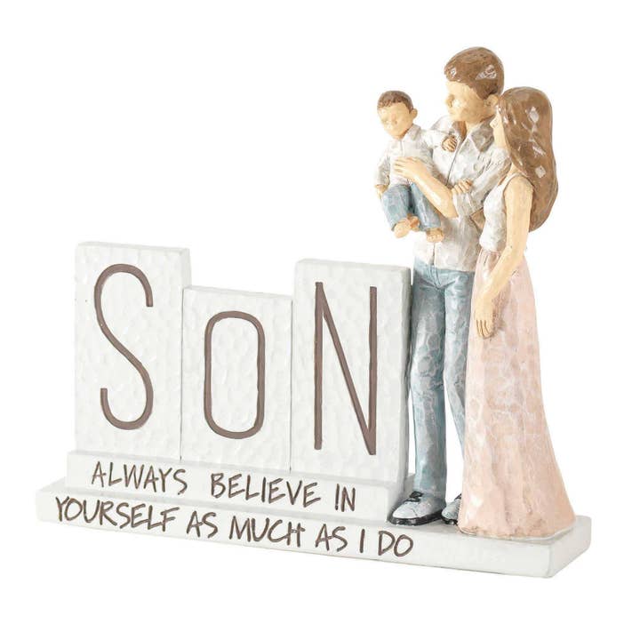 🍗Figurine Mom, Dad And Son for wholesale by Cottage Garden