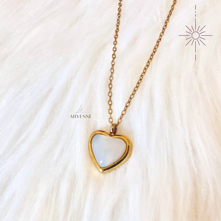 LilAryenne | Jewelry & Suncatchers - Wholesale Pendant/Charm Necklace - White Agate Heart Necklace