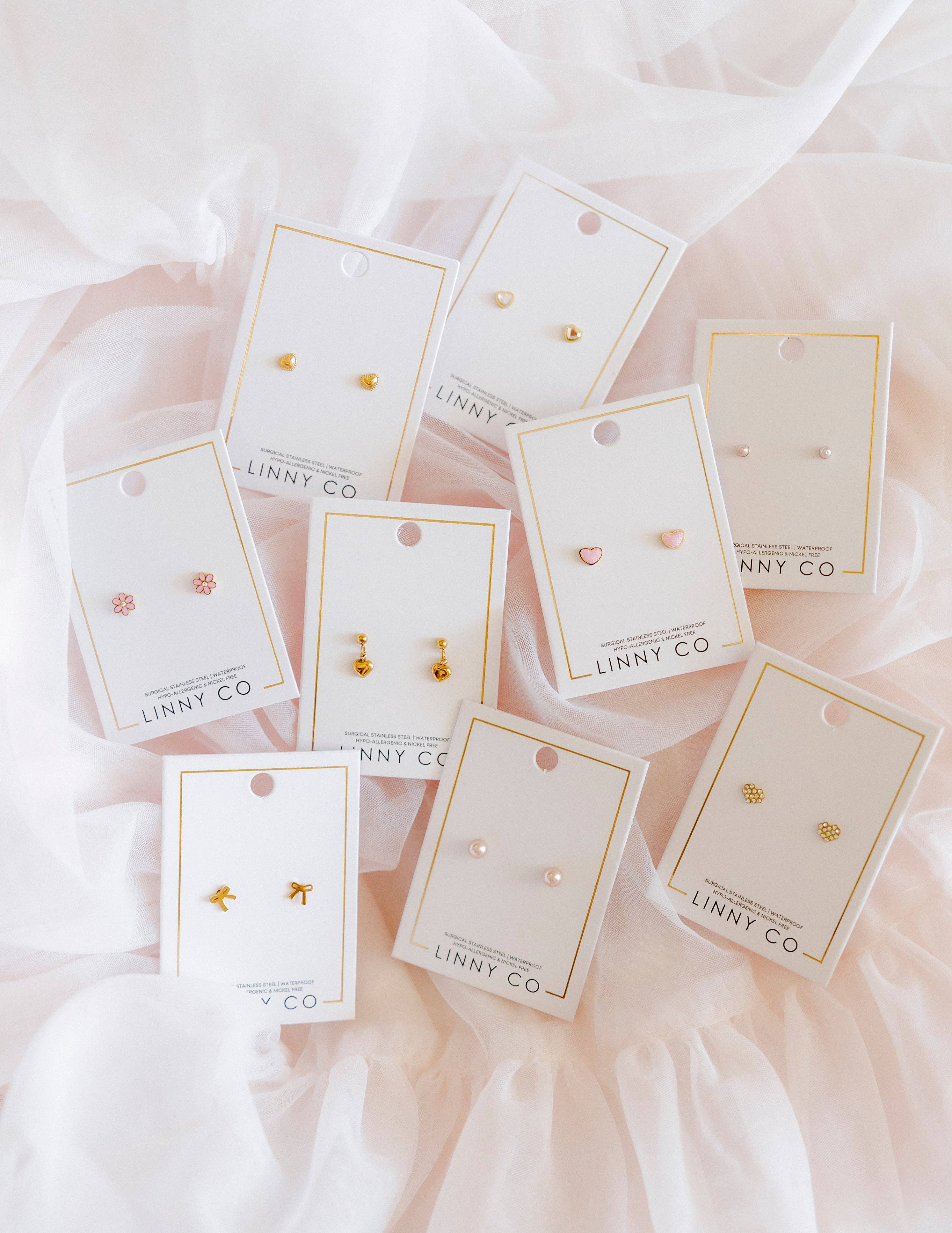 LINNY CO - Wholesale Stud/Post Earrings - Screwback Stud Earrings - Leo - Clear4