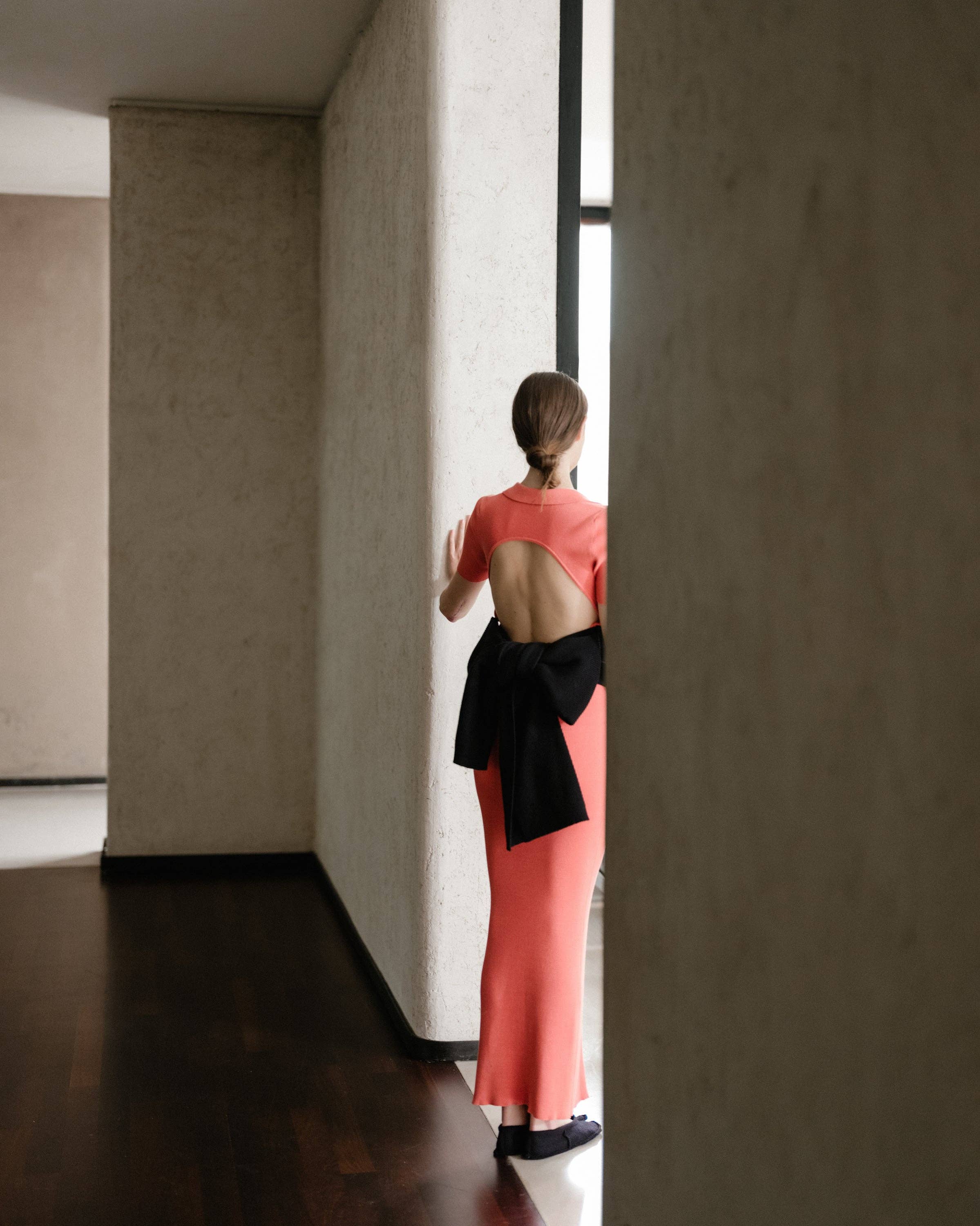 Lèmme - Wholesale Jurk - Dames - Fijne Katoenen Jurk met Open Rug7