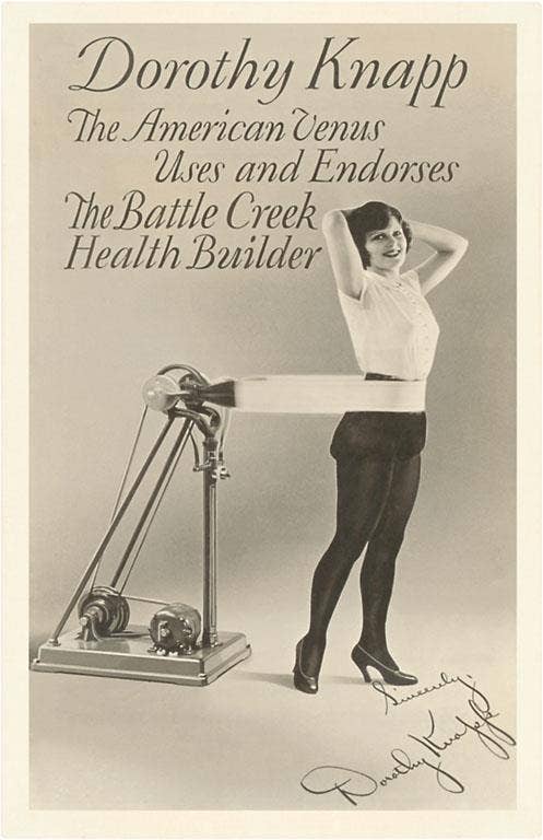 Found Image Press - Venta al por mayor Tarjeta postal - Postal AC-302 Venus Americana y Equipo de Ejercicio0