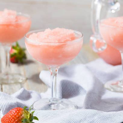 Strawberry Daiquiri for wholesale by The Wine Slushie Company