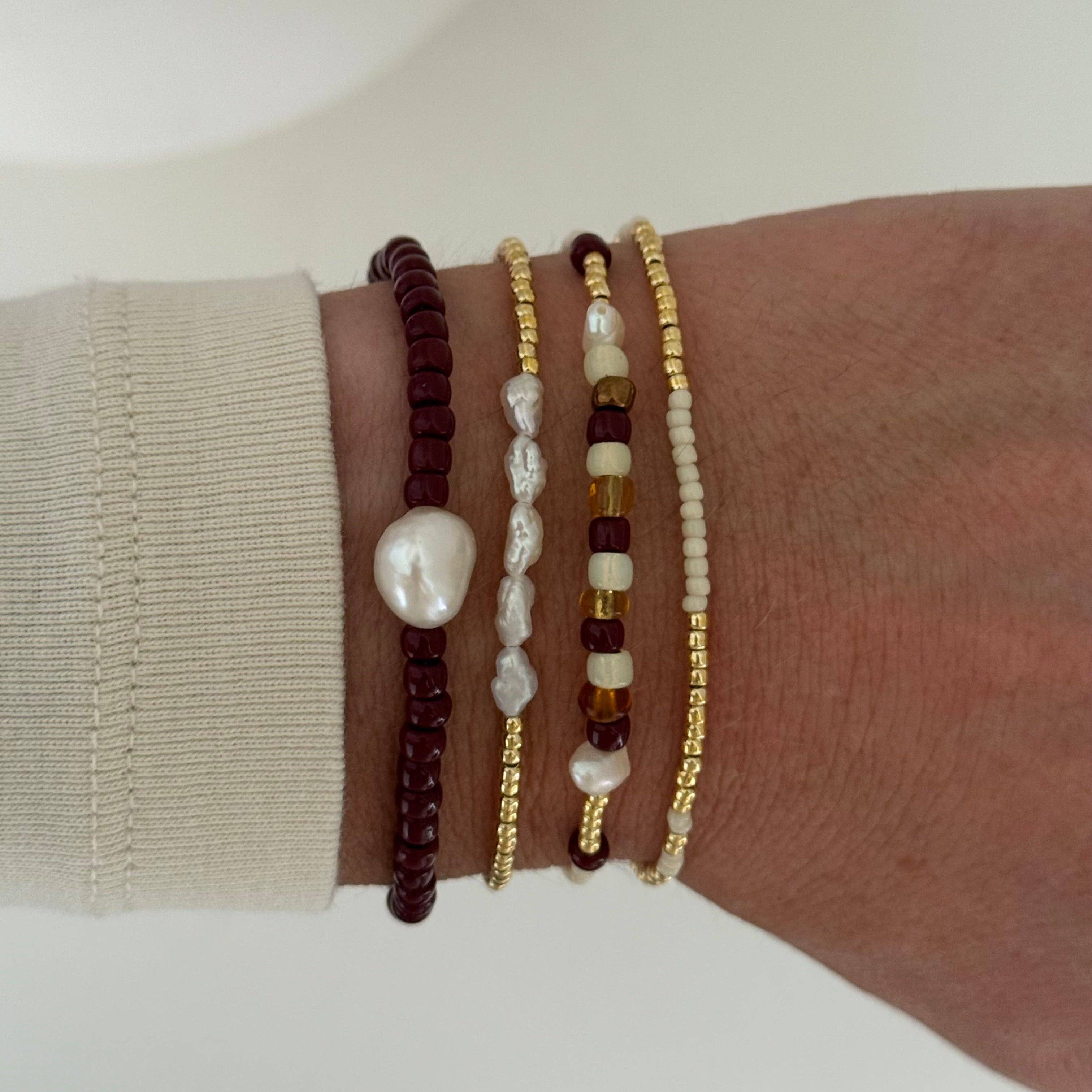 i said oui – wholesale Beaded bracelet – Vintage Pearl & Gold Strand11