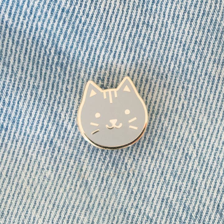 Everyday Olive - Wholesale Lapel Pin/Button - Kitty Pin3