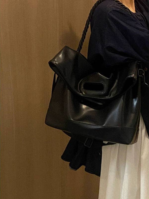 ShieldChic - Wholesale Crossbody Bag - Women's - Hollow Pockets Crossbody Bags Handbags1