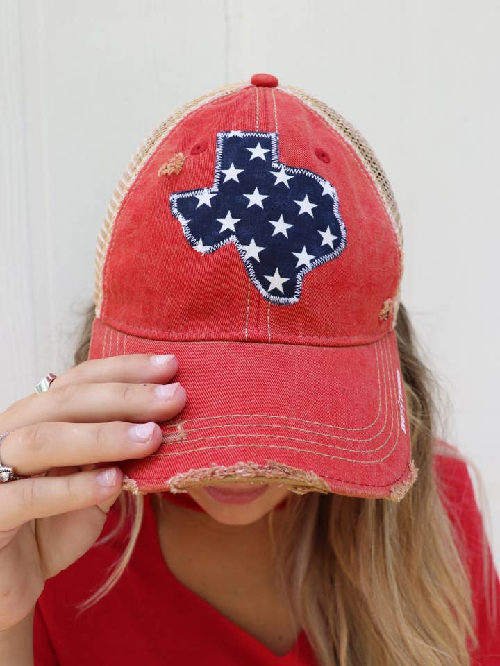 Dirty Trucker Hat van Stars At Night voor wholesale door Sweet Texas Treasures