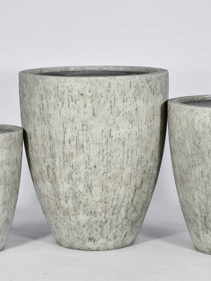Relle Tall Cache-pot en Ficonstone Lavé S/3 – Gris Cendré Lavé pour la vente par The Farmer's Daughter