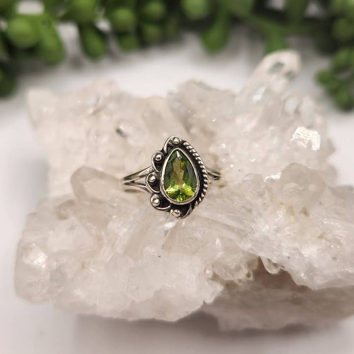 Meraki Gemstones - Wholesale Single Stone/Solitaire Ring - Peridot/Garnet/Citrine/Amethyst/Labradorite/B.Topaz-Ring 925