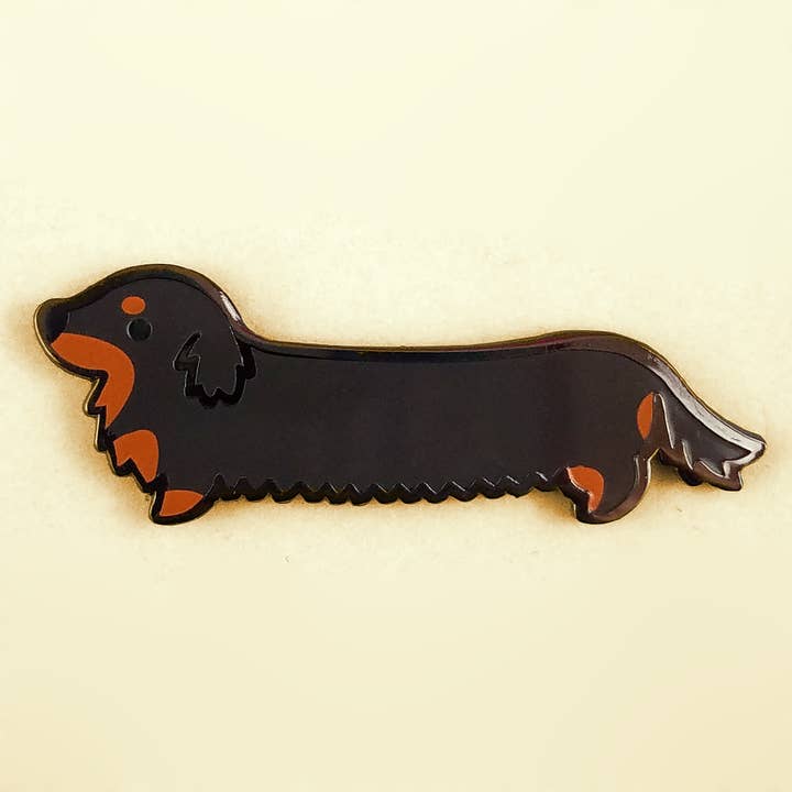 Weenie Dog Pin - Long Coat Bicolor Black/Tan for wholesale by Flea Circus