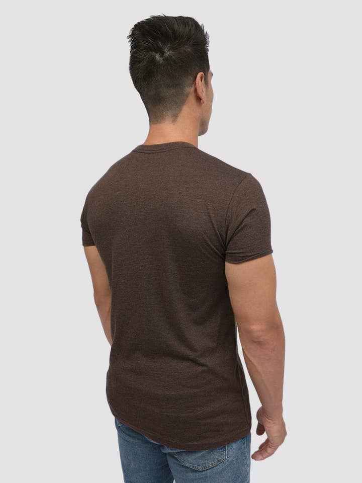 INTO THE AM – T-shirt – Homem por atacado – T-shirt Básica Ajustada Premium para Homem (de Marca)46