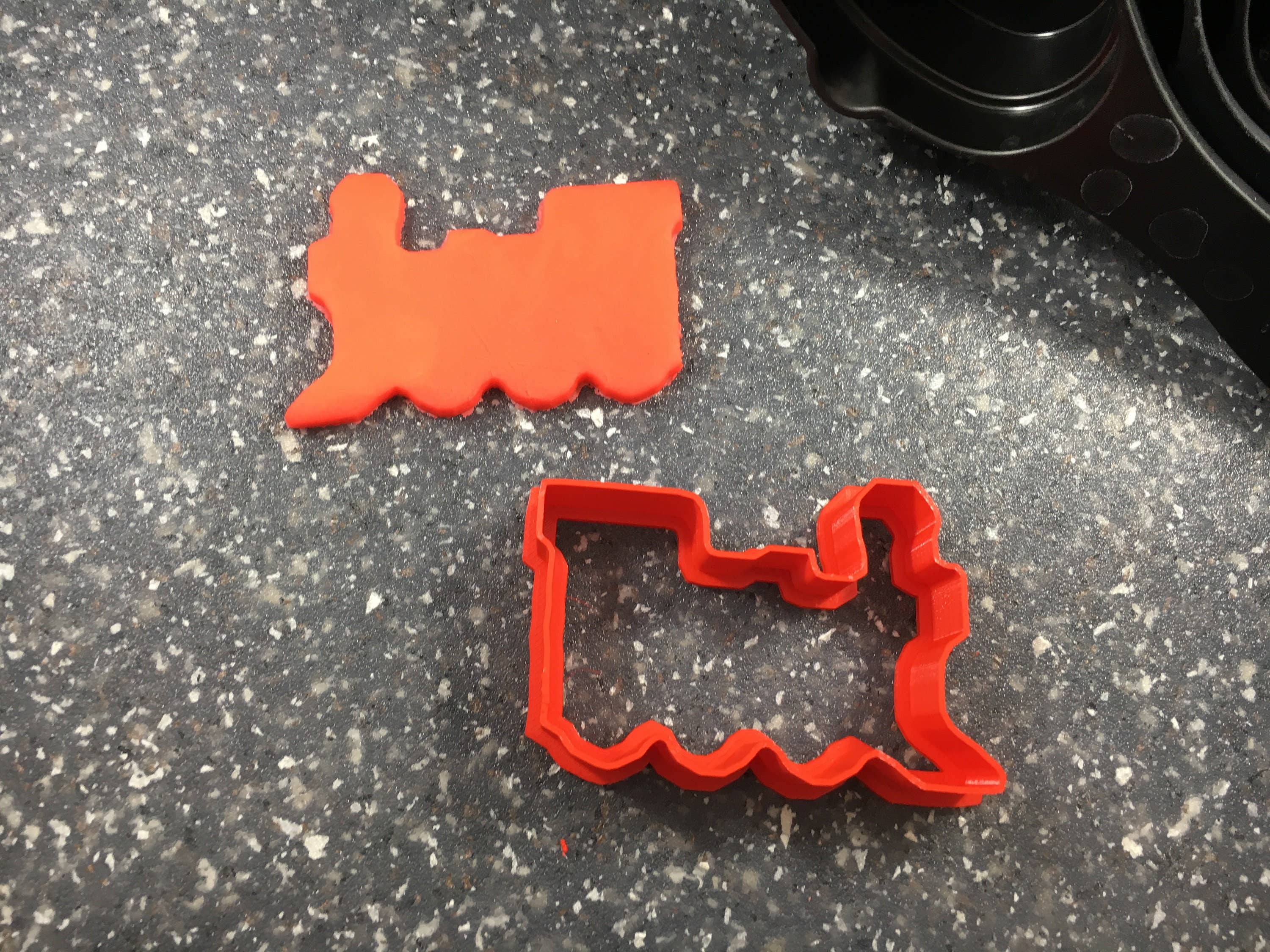 CookieCutterSupply - Wholesale Cookie Cutter - Train Engine Cookie Cutter0