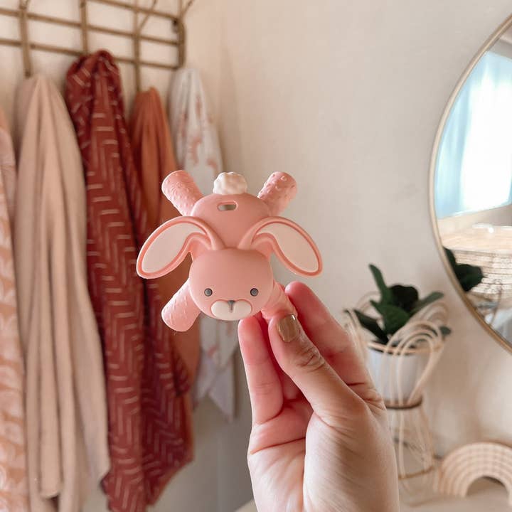 Itzy Ritzy - Wholesale Teether (Not Clip-On) - Baby - Ritzy Teether™ Baby Molar Teether4