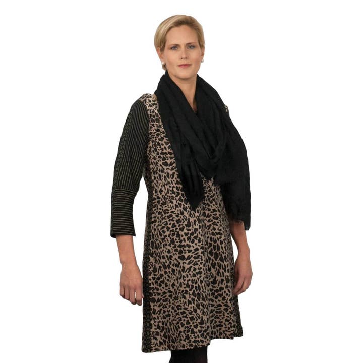 Gretchen Scott LLC - Wholesale Scarf - Women's - 100% Cashmere Pashmina Scarf/Shawl - Classic1