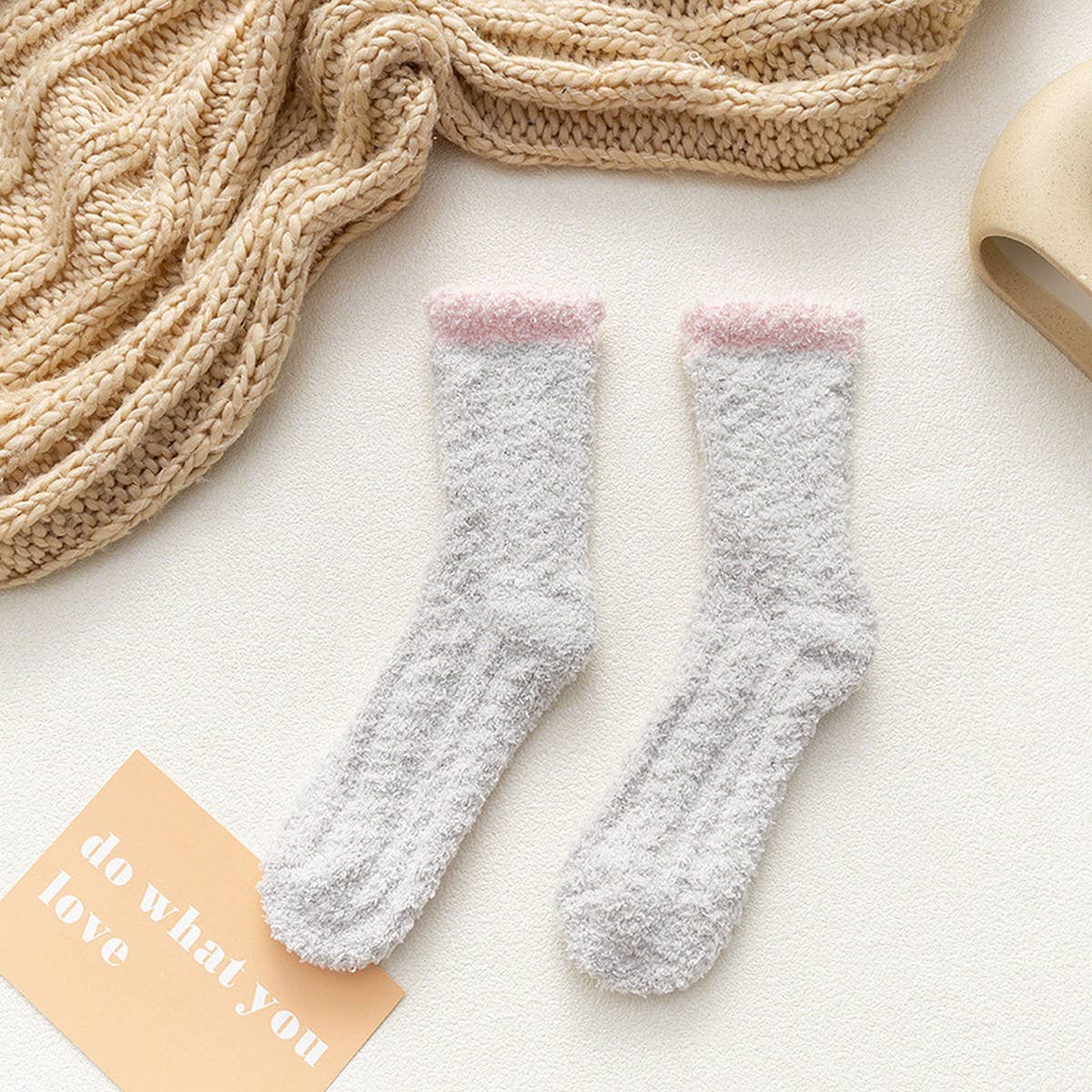 ACCITY - Wholesale Socks - Women's - NON-SHEDDING THICK SOLID COLOR MID-TUBE SOCKS_CWMS09723