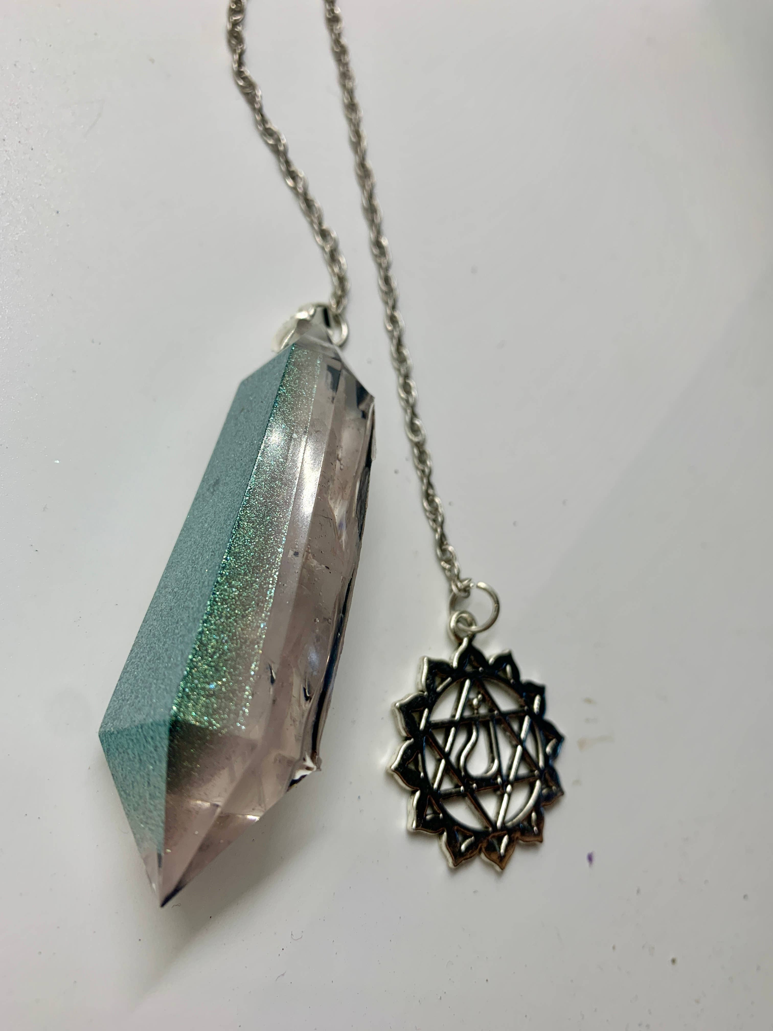 Orgonics by Driftwood Works Inc – wholesale Meditationsprodukter – Chakra-pendel (HJÄRTA)

4