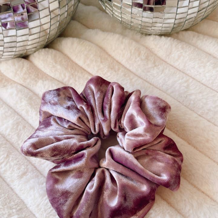 Knot Kinky HairTies - Wholesale Scrunchie - Women's - Cindy Lou 💜1