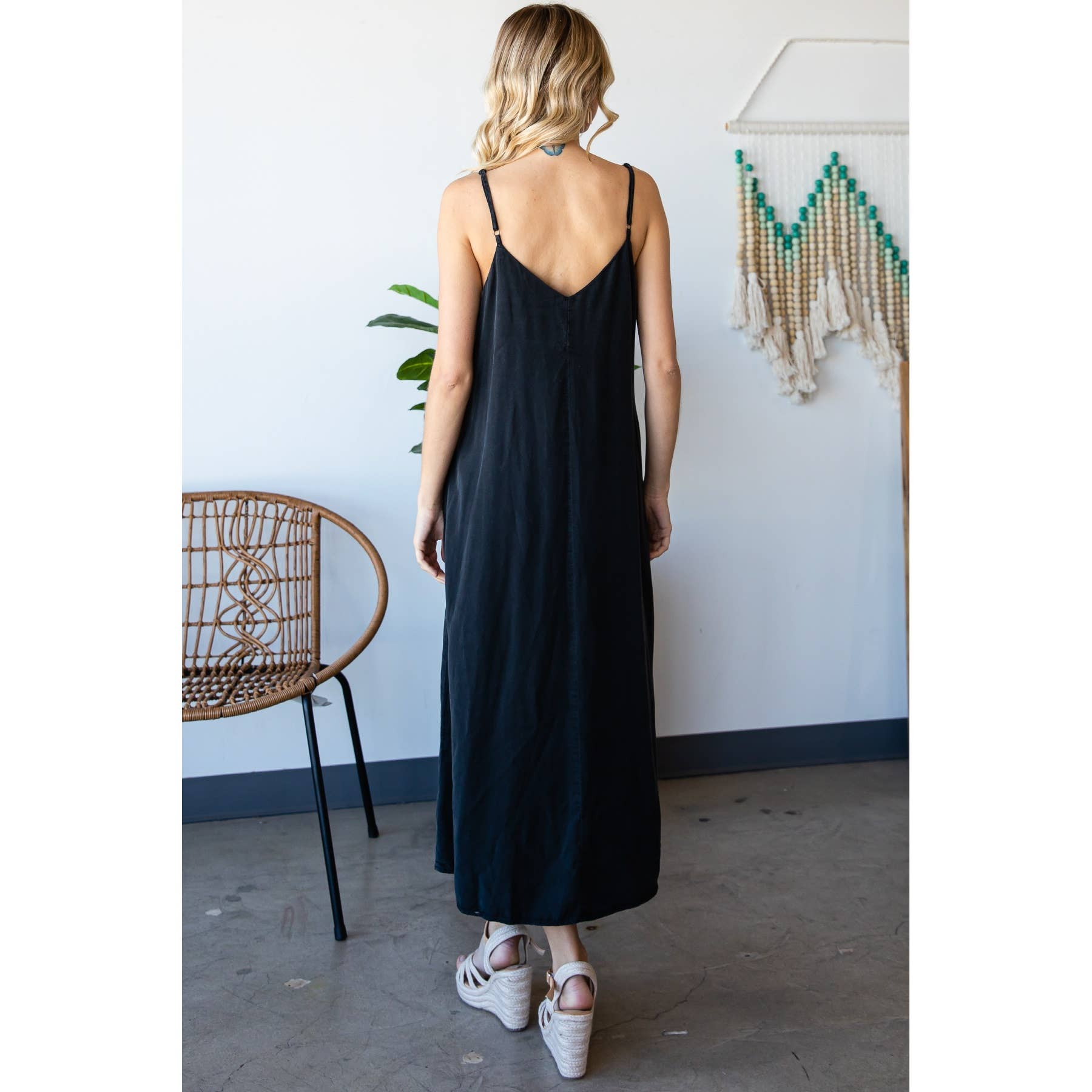 Veveret - Vente Robe – femme - Robe longue en tencel sans manches à bretelles en V5