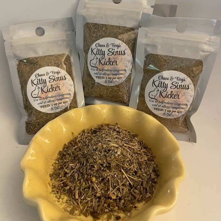 Caos y Foxy’s Kitty Sinus Kicker Mezcla Suave de Soporte Herbal para el Confort Respiratorio Felino para venta al por mayor de Smittys Little Farm